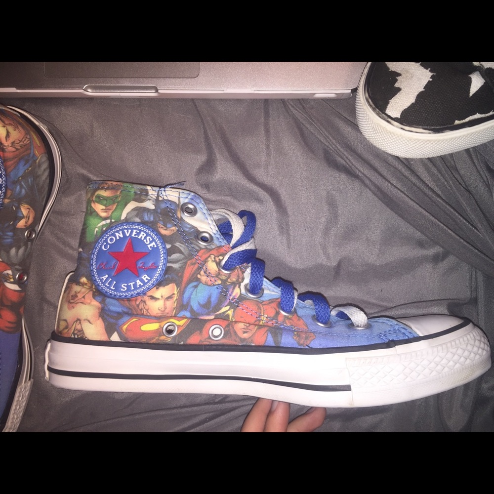 DC Comic Converse